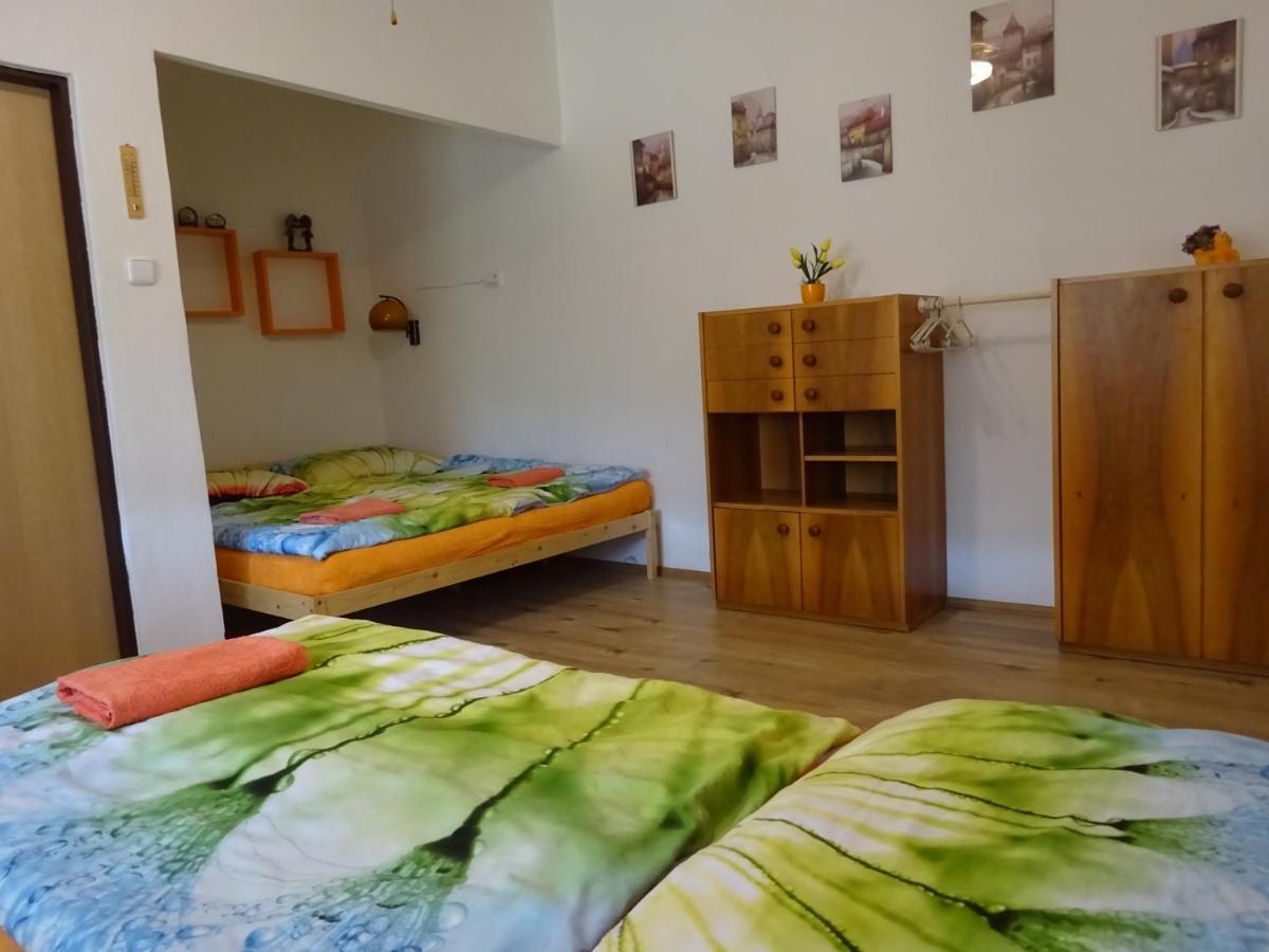Ubytovani Dana Brentnerova Milovice  Buitenkant foto